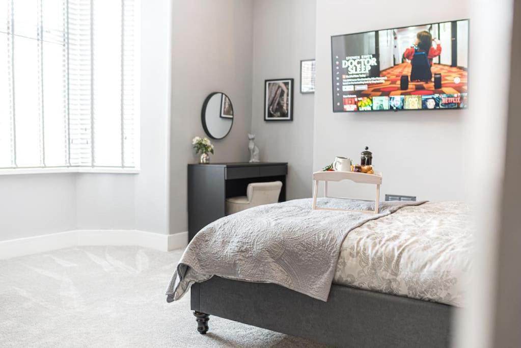 Вилла Luxury Townhouse In Вёкингтон Экстерьер фото