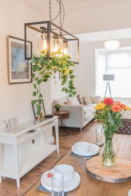 Вилла Luxury Townhouse In Вёкингтон Экстерьер фото
